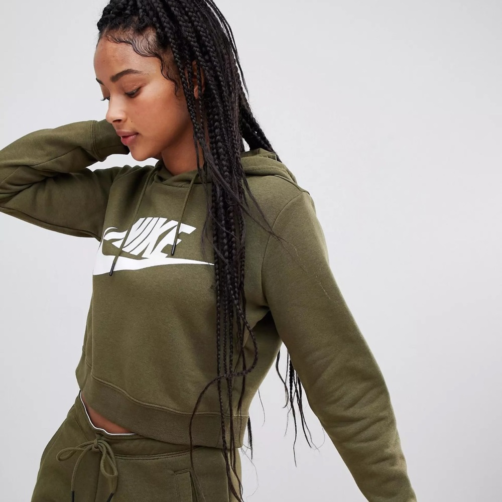 NIKE Cropped Hoodie NWT Size XS